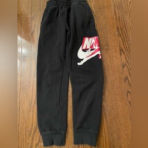 Nike Size M (10-12) Boys Black Sweatpants